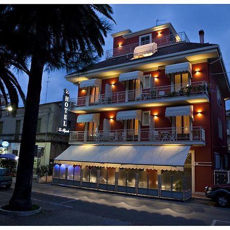 Hotel Lo Squalo Grottammare Eksteriør billede